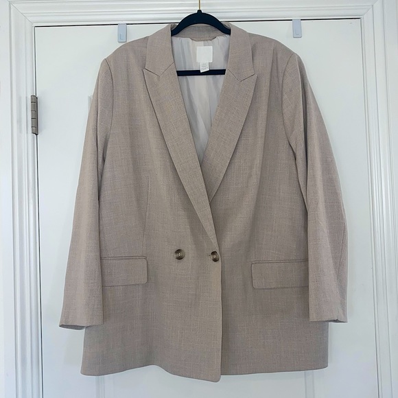 H&M Jackets & Blazers - H&M Beige Double-Breasted Lined Blazer